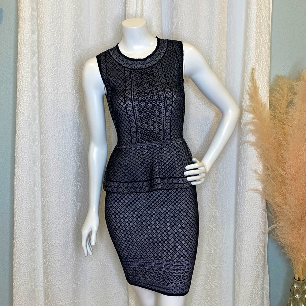 BCBG 2 piece set size small